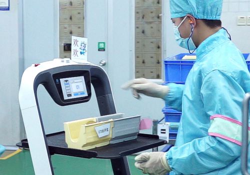 Robot ứng dụng trong sản xuất thông minh